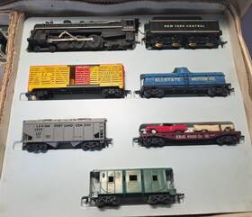 9983 Sears Allstate Ho Train Set