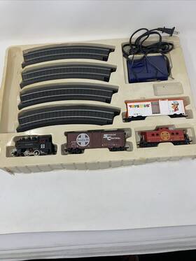 Toys R Us 077071214186 Vintage 1992 Express Ho Scale Electric Train Set 90s