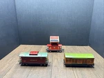 Lot Of Vintage Lionel Gauge Caboose 2657 - No 813 817. Fixed Price $100.00.