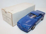 Vintage Amt Ertl 1989 Chevy Camaro Iroc-z 1/25 Scale Model 6062EO Blue Metallic. Fixed Price $14.99.