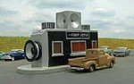 Bachmann 35207 Ho Scale Fast Foto Drive-thru. Fixed Price $50.99.