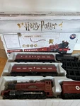 Lionel Hogwarts Express Ready To Play Train Set - 711960. Fixed Price $85.00.