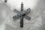 Lionel 140-39 Gauge Crossing For Banjo & 155 Bell Signal. Fixed Price $6.99.