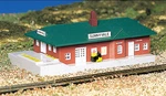 Bachmann Passenger Station With Figure Assembled 2-7/8 X 5-1/8IN 7.3 45908. Fixed Price $43.98.