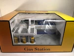 Mth Rail King Gauge Sunoco Operating Gas Station 30-9154 Nib. Fixed Price $135.99.