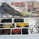 Lot Lionel Electric Trains Black River Freight Box 8602 Engine Mixed Untested. Fixed Price $79.99.