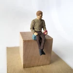 Arttista #1541 - Worker Sitting With Cup Scale Figures Model Trains New. Fixed Price $10.95.