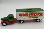 Vtg Ertl 1948 Diamond Cab Semi Winn Dixie Bank 1/25 Scale Diecast #5 Series. Fixed Price $13.87.
