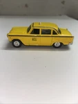 Ertl Vintage Vehicles #2587 1:43 Scale Die-cast 1959 Checker Cab. Fixed Price $10.99.