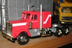 Lionel Trucking Roadrailer Tractor Red Near 1/64 Die-cast New. Fixed Price $19.00.