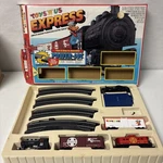 Vintage 90S Toys Us Express Ho Scale Electric Train Set Power-loc. Fixed Price $99.99.