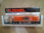652033LIONEL Railroad Club Tractor And Trailer 1994 Scale. Fixed Price $24.99.