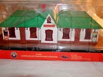 2229080 Lionelville Passenger Station Plug Expand Play 027 New Sealed. Fixed Price $137.00.