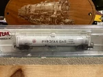 Atlas Scale Pyrofax Gas 33,000 Gal Tanker #17000. Fixed Price $15.37.