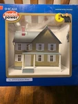 Model Power 6374 Built-up Lighted Jackson's House Building W/ Figures. Fixed Price $48.00.