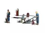 New Woodland Scale Welders & Accessories Train Figures A2748. Fixed Price $29.19.