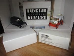 Ertl Eastwood B518 Lionelville Wrecker & Hospital Truck New In Box. Fixed Price $14.99.