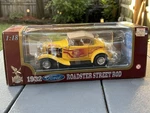 Signature 1932 Ford Roadster Street Rod 1:18 Scale Die Cast Toy Car. Fixed Price $40.44.
