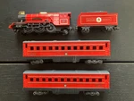 Lionel Harry Potter Hogwarts Express 5972 Engine + Coal Wagon Cars Works. Fixed Price $25.00.