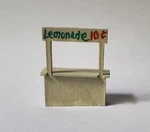 Arttista #1511 - Lemonade Stand Scale Details Model Trains New. Fixed Price $17.60.