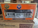 Lionelville Suburban House Ii Grey 6-34113 7.75"T X 13.75"L 10"W. Fixed Price $35.00.