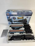 Lionel The Polar Express 38 Piece Train Set 712074 - Works Read. Fixed Price $45.00.