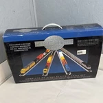 Bachmann Ho Scale Union Pacific Train Set Trail Blazer Silver Series E-z Track. Fixed Price $149.99.