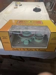 Mth Rail King 30-9105 "mel's Operating Drive-in Diner" 1998 New Box!!. Fixed Price $280.00.