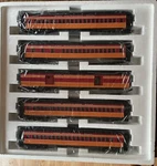Mth Premier MT-4015 Milwaukee Road 70 Madison 5-CAR Passenger Set Gauge New. Fixed Price $399.99.