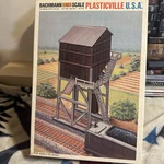 Plasticville - #1975 Coaling Station Complete Boxed Excellent T5. Fixed Price $14.44.