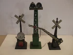 Vintage Marx Lines Gauge - Railroad Crossings Signal & Gate Light Tower. Fixed Price $24.95.