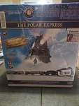 Lionel The Polar Express Lionchief 5.0 Gauge Train Set (685417). Fixed Price $425.00.