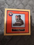 Lionel # 148 Dwarf Signal Gauge Train Accessory Green Red Lights 6-12883. Fixed Price $24.99.