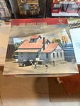 Walthers Cornerstone O/O-27 Sur-sweet Feeds #933-3308 Kit Open Box Complete. Fixed Price $85.00.
