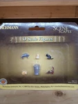 Scale - Cats W/garbage Can Bachmann Item #33157. Fixed Price $20.00.