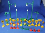 Plasticville O-O27 #ST-1 Street Accessories 28 Pieces Excellent Condition. Fixed Price $36.00.