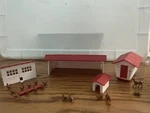 Plasticville 1617-100 Farm Buildinga Animals O&s Scale Complete White With Red. Fixed Price $60.00.