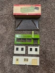 Bachmann Plasticville; #SM-7 Super Market W/box *painted Green. Fixed Price $5.50.