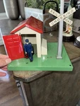 Vtg Lionel 45N Automatic Gateman Crossing Metal Rr Toy Train Acc Railroad!. Fixed Price $35.00.