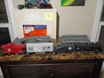 Lionel Train 9-1658 Town House Tv And Appliances Complete-tested (T113). Fixed Price $40.00.
