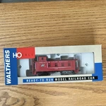 Walthers Ho Ready To Run Chicago & North Western Caboose 10481 932-7561. Fixed Price $30.00.