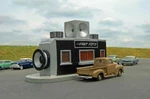 Bachmann Ho Fast Foto Drive-thru Roadside U.s.a. Assembled 4-3/8 X 2-1 35207. Fixed Price $66.98.
