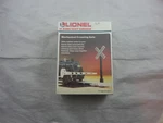 Lionel / 027 Scale Mechanical Crossing Gate LNL6-2309. Fixed Price $11.80.