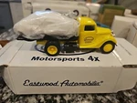 1/43 Scale Ertl 1947 Stock# 336500 KB-12 Crouse Cartage W/2ND Towed. Fixed Price $64.99.