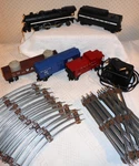 Lionel 8604 Wabash Steam Locomotive Tender Cars Caboose 23 Pcs Track Transform. Fixed Price $124.00.