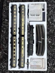 Royal Castle Ho Scale Electric Train & Track Set No Box ( Life Like #8782 ) Nrfb. Fixed Price $129.00.