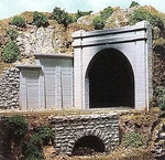 Chooch Double-track Concrete Tunnel Portal Scale Model Railroad Scenery. Fixed Price $15.24.