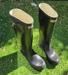 Hunter Wellington Boots Black Garden Shoes Rubber Old Queen Royal Family Wellies. Fixed Price $134.23.
