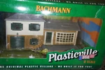 Bachmann Plasticville Building 45302 Split Level House. Fixed Price $29.99.
