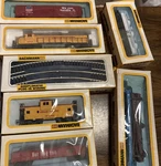 Bachmann Ho Scale Lot Emd GP40 Diesel Track Log Car Caboose Tanker. Fixed Price $39.97.